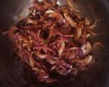 A picture of step 3 of Onion chutney.