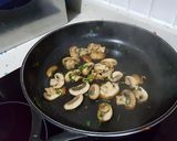 Foto del paso 3 de la receta Lomos de merluza con langostinos
