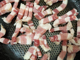 Papas con cheddar y bacon