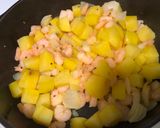 সরষে আলু দিয়ে চিংড়ি(sorshe alu diye chingri recipe in Bengali) রেসিপির ধাপ 4 ছবি