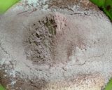 Foto langkah ke 2 dari resep Bolu kukus coklat.