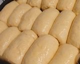 A picture of step 4 of Beautiful Jam buns.
