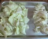A picture of step 2 of Bacon & Cabbage Ario Orio (non-spicy).