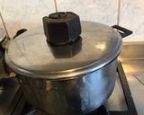 Une image de l'étape 2 de Courge turban turc farcie cantal et lardons.