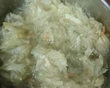 A picture of step 1 of Methi Lauki Thepla.