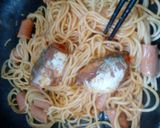 Hình bước làm 4 của món Mì ý sốt cá mòi