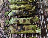 Foto langkah ke 6 dari resep Pepes pindang daun singkong.