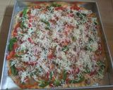 Foto langkah ke 4 dari resep Pizza sederhana.