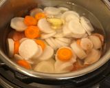 Hình bước làm 3 của món Nước Phở chay- Công thức Mya Kitchen