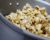 Foto langkah ke 6 dari resep Caramel Popcorn Ala XXI.