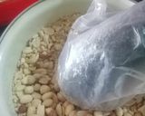 Foto langkah ke 1 dari resep Kacang Coklat.