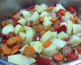 Foto del paso 2 de la receta: Filetes de cabeza de cerdo con hierbas aromáticas