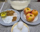 صورة لخطوة 1 من وصفة بان كيك التفاح