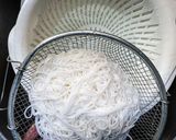 รูปขั้นตอนการทำที่ 2 ของ คั่วหมี่ปีใหม่เมือง