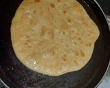 A picture of step 7 of Paneer paratha.