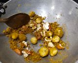 A picture of step 3 of Dhaniya Panjiri.
