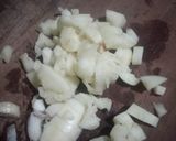 Foto langkah ke 2 dari resep Oseng Udang Mentimun Bumbu Simpel.