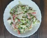 A picture of step 4 of Cabbege apple salad.