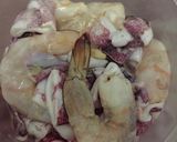 Foto langkah ke 2 dari resep Autentik Seafood Tom Yam.