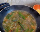 A picture of step 5 of Bhindi masala.