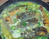 Foto langkah ke 3 dari resep Lele santan cabe hijau.