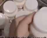 Hình bước làm 4 của món Sữa chua úp ngược
