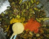 चटपटे करेले (chatpate karele recipe in Hindi) रेसिपी चरण 4 फोटो