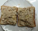 A picture of step 1 of Chicken cheese grilled sandwiches.
