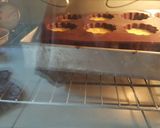 Hình bước làm 6 của món Bánh Cannelé
