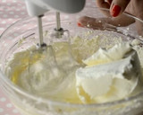 Foto del paso 7 de la receta: Cupcake Gigante con golosinas!
