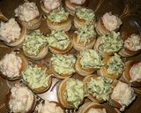 Foto del paso 8 de la receta Volovanes de Anguriñas al ajillo y de surimi con piña