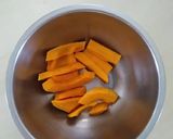 氣炸南瓜條佐鼠尾草蒜味美乃滋的食譜步驟1照片