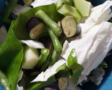 Foto langkah ke 1 dari resep Sayur Asem Bening.