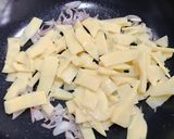 Hình bước làm 1 của món 🌱 Đậu Hủ Xào Măng Tre Tương Hột Chay (Vegan)