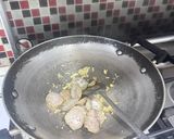 Foto langkah ke 1 dari resep Nasi Goreng Bakso Sapi.