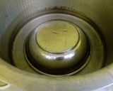 A picture of step 2 of Khaman Dhokla.