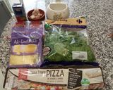Foto del paso 12 de la receta Pizza de espinacas, cebolla, bacon y aceitunas negras