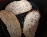 Gambar langkah 2 resipi Sourdough Bread Cheese.