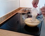 Foto del paso 3 de la receta Flan de huevo sin lactosa