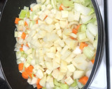 Foto del paso 2 de la receta: Crema de puerro y calabacín