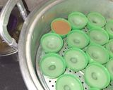 Foto langkah ke 4 dari resep Talam Pandan Gula Kelapa Fiber Creme.