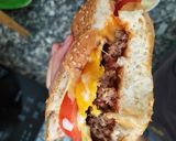 Hình bước làm 6 của món Hamburger bò trứng