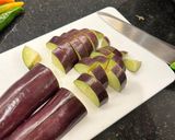 Foto langkah ke 1 dari resep Tumis Terong Cabe Ijo.