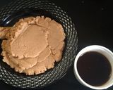A picture of step 6 of Nolen Gur er jolbhara sandesh (date palm jaggery sandesh).