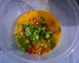 Foto langkah ke 2 dari resep Banh Trang Nuong.