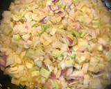 Foto del paso 2 de la receta: Arroz rosa con huevo