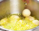 કાશ્મીરી દમ આલુ (Kashmiri Dum Alu Recipe In Gujarati) રેસીપી સ્ટેપ1ફોટો