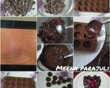 A picture of step 2 of Homemade chocolates.... Happy chocolates day.