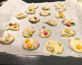 Foto del paso 5 de la receta: Galletas con virutas de chocolate y lacasitos thermomix 🍪