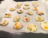 Foto del paso 5 de la receta: Galletas con virutas de chocolate y lacasitos thermomix 🍪